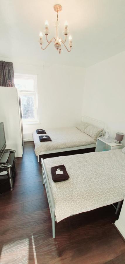 Regent Guest House Гримсби Экстерьер фото